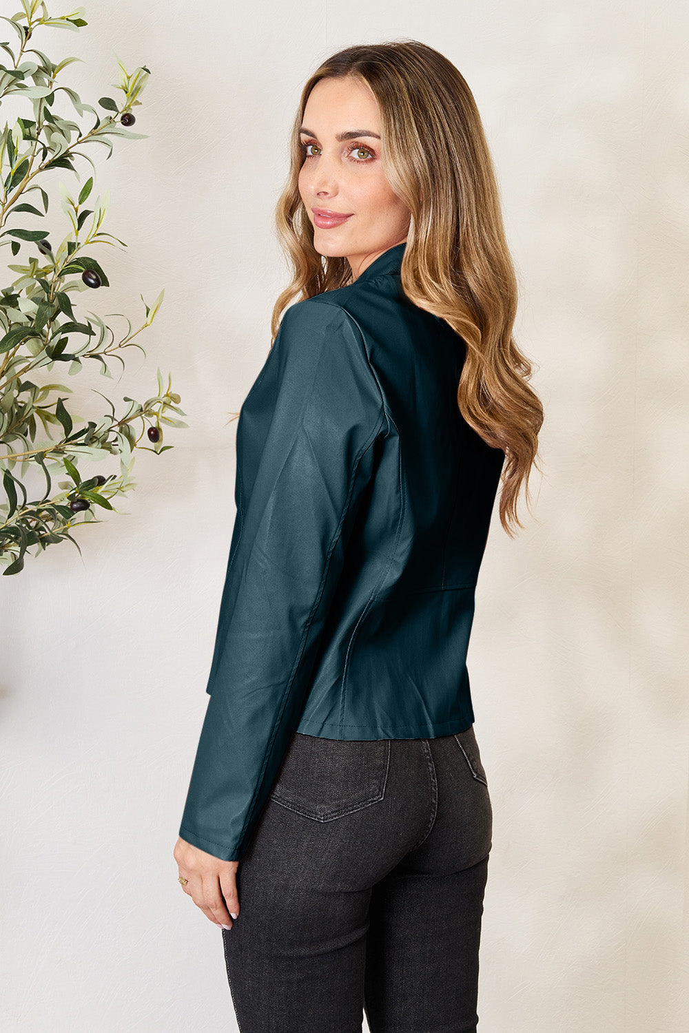 muun's Mock Neck Jacket