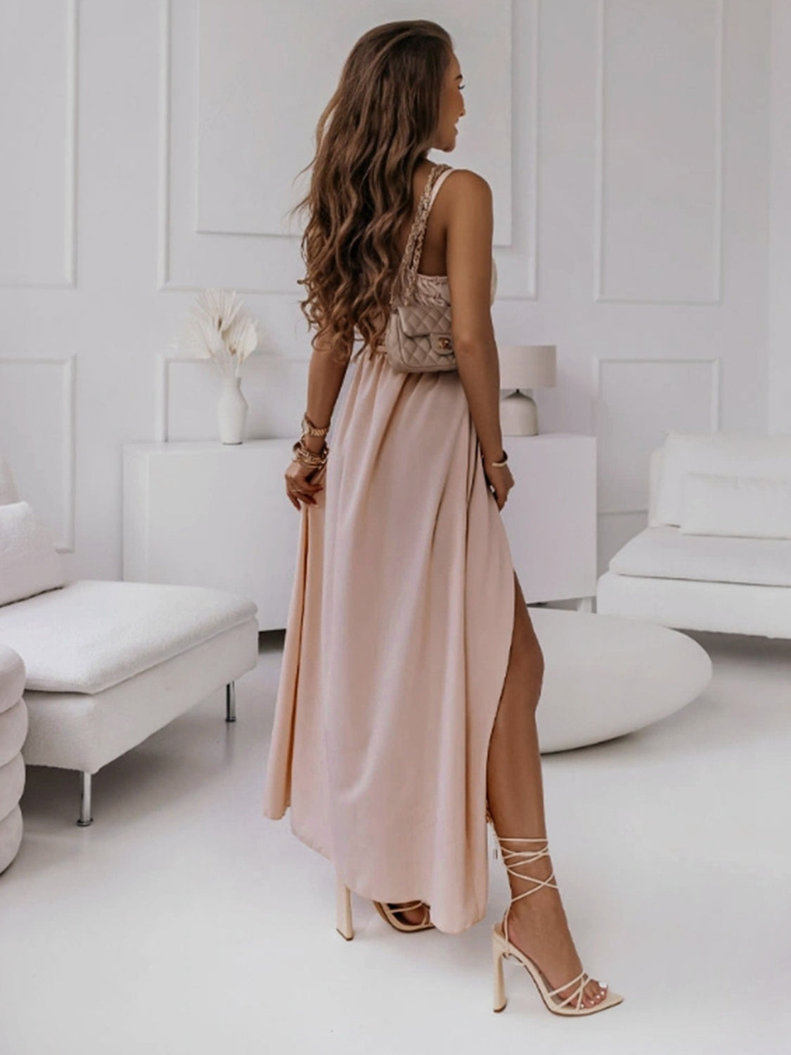 Muun’s Honey Tied Surplice