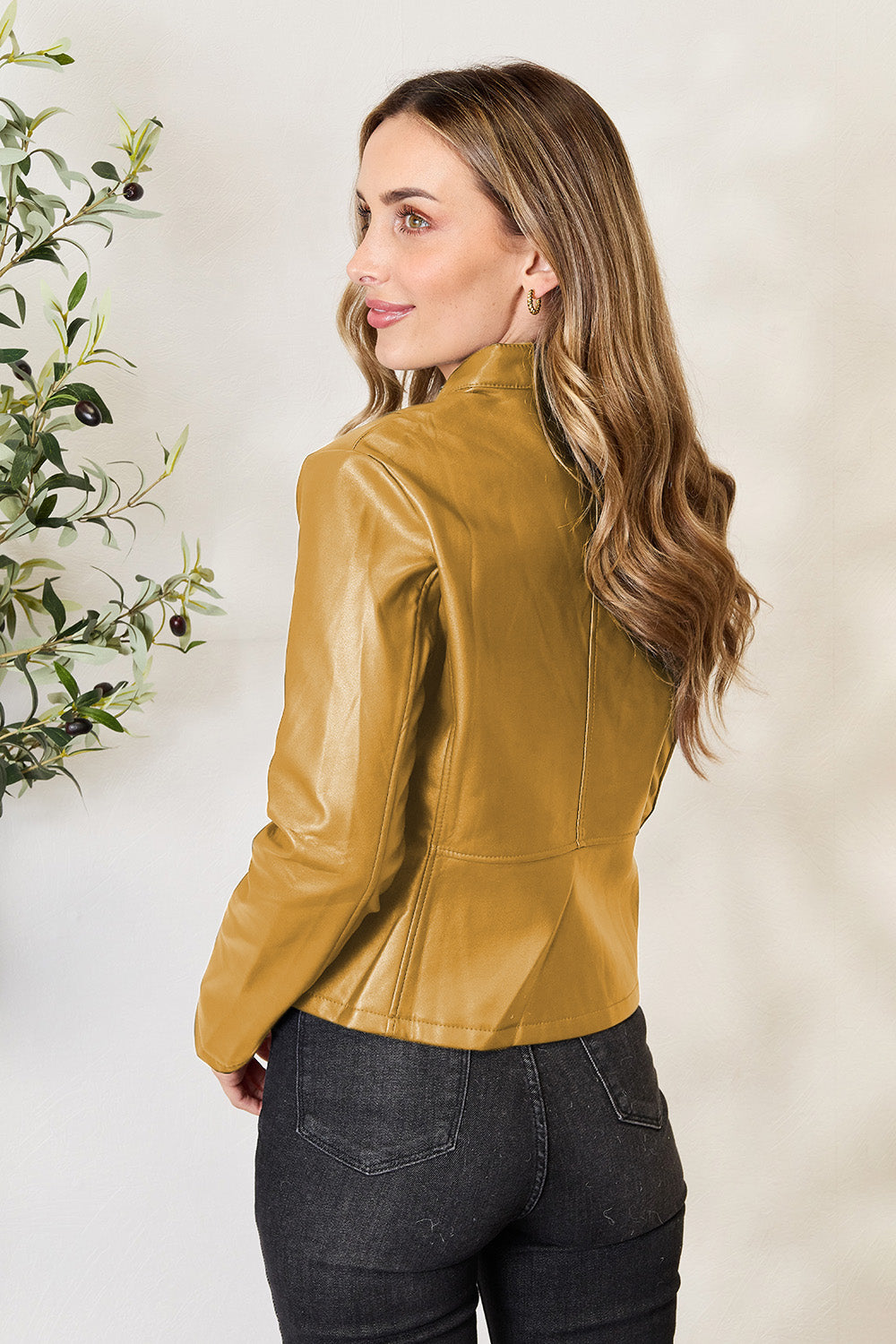 muun's Mock Neck Jacket